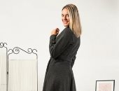 اعرفى إزاى تنسقى الجاكيت الصوف مع القطع المختلفة.. قبل بداية فصل الشتاء