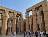 خريطة الزيارات السياحية المبهجة من حول العالم فى شرق وغرب الأقصر.. صور