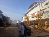 صناعة السفن مهنة يتوارثها الأجيال عبر العصور.. عزبة البرج بدمياط قبلة صناعة السفن واليخوت السياحية.. مئات الصناع المهرة يصنعون مراكب الصيد واليخوت ويصدرونها إلى دول العالم.. صور