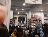 باسم خندقجى: المقاوم شاعر بالضرورة ومحمود درويش الأكثر تعبيرا عن جيلى