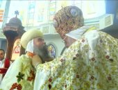 رسميا.. رسامة الأنبا يوأنس سكرتير المجمع المقدس مطرانا بيد البابا تواضروس الثانى