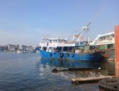 صيانة أجزاء مراكب الصيد.. مهنة بحرية قديمة يتميز بها أبناء عزبة البرج في دمياط