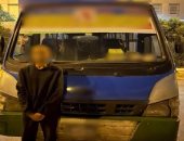 هرب بسيارته ولم يهرب من القانون.. ضبط سائق تحرش بطالبة في القاهرة