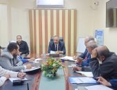 رئيس مياه القناة يعقد اجتماعا لمتابعة جاهزية فرق العمل والمعدات الحيوية