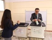 وزير الصحة يدلى بصوته فى انتخابات مجلس النواب 2025