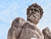 العثور على تمثال هرقل الأسطورى مدفونا بإسبانيا بعد 17 قرنا من الاختفاء