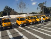 تسليم سيارات حضارية جديدة بديلة للتوكتوك للمشاركين بمنظومة الاستبدال.. صور