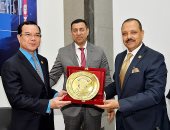 نقابة المرافق تستقبل وفد اتحاد عمال فيتنام داخل أحد الصروح الصناعية 