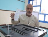 صور.. توافد الناخبين على لجان مصر الجديدة والنزهة للتصويت بانتخابات النواب