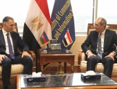 وزير الاتصالات يبحث مع وزير التنمية الرقمية والنقل الأذربيجانى تعزيز التعاون
