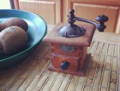 من العيش البيتى لمطحنة البهارات.. أجمل ملامح المطبخ المصرى زمان