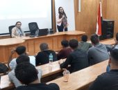 كليات قطاع الآداب بجامعة القاهرة الأهلية تنظم ندوة الأشكال الحديثة للإدمان والغزو الفكري