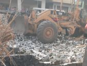 الأجهزة التنفيذية بالشرقية تواصل جهودها لإزالة تعديات البناء المخالف