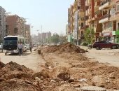 بدء العد التنازلى لافتتاح مشروع تطوير طريق السادات بمدينة أسوان.. صور