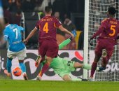 نابولى يحسم قمة روما بهدف نيريس ويطارد قمة ترتيب الدورى الإيطالى