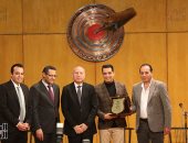 في احتفالية كبري ..نقابة الصحفيين توزع تأشيرات العمرة وسط أجواء روحانية