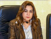 وزيرة التنمية المحلية تتابع مع محافظ الجيزة تداعيات حادث انهيار عقار إمبابة