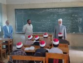 رئيس منطقة سوهاج الأزهرية يتفقد معهد الكولة الإعدادى والثانوى بأخميم 