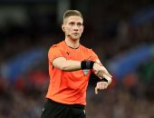 النرويجى إسكوس حكم مباراة مصر والكويت شاهد على تعادل الأهلى والزمالك