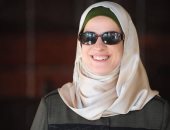 نساء غزة.. صانعات الأمل وسط الركام.. "وردة الشنطى" عيون تبصر بالحقيقة وسط عتمة الحرب.. الإعلامية الفلسطينية الكفيفة لـ"اليوم السابع": كنت أصنع الإعلام من بين القصف والخيام والقلوب كانت عدستى