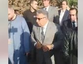 محافظ الدقهلية يقدم واجب العزاء فى الحاجة سبيلة المتبرعة بثروتها لصندوق تحيا مصر