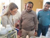 مركز بحوث الصحراء بالوادى الجديد ينجح فى إنشاء بنك البذور المجتمعى.. يحفظ أصول المحاصيل عالية الإنتاجية.. نجاح تجارب زراعة الكينوا والبانيكام والكاسافا كمحاصيل اقتصادية.. ودعم التنوع البيولوجى النباتى.. صور