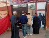 توافد الناخبين على لجان انتخابات النواب بإمبابة