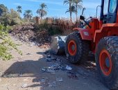 رفع 60 طن مخلفات وتراكمات فى حملات نظافة بقرى ونجوع الزينية.. صور  