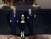ترامب يفوز بالنسخة الأولى لجائزة فيفا للسلام.. صور