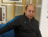 أحمد سليمان ينتظر خروج حسن شحاتة من عملية جراحية تستغرق 10 ساعات