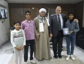 وكيل تعليم قنا يكرم طالبين لحصدهما ذهبية البطولة الدولية الكاراتيه