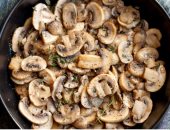 طريقة عمل أكلات سهلة بالمشروم.. 5 أطباق تنافس أكل المطاعم