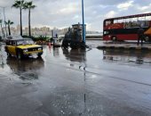 الداخلية تحذر: أثناء الأمطار التزموا بتعليمات المرور لضمان السلامة.. فيديو