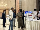 المصريون بالسعودية يواصلون التصويت بالدوائر الملغاة فى انتخابات النواب.. وصور