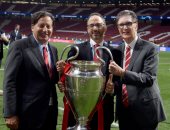 من هم ملاك ليفربول؟.. بعد تقارير عن تورطهم في استبعاد محمد صلاح