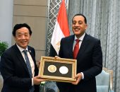 مدبولى يتسلم ميدالية أغريكولا أرفع أوسمة (الفاو) الممنوحة للرئيس السيسي