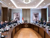 رئيس الوزراء يستعرض مخطط تطوير المناطق المحيطة بالأهرامات والمتحف الكبير