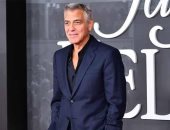 جورج كلونى عن الجمع بين الإخراج والتمثيل: يقيد الإبداع