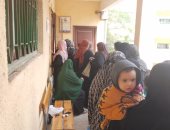 طوابير الناخبات تسيطر على المشهد الانتخابى فى الوراق وطناش