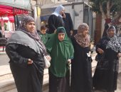 درس فى الوطنية.. توافد الناخبات كبار السن للمشاركة بانتخابات النواب فى الوراق