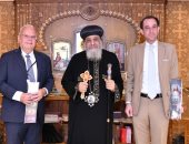 البابا تواضروس يلتقى كهنة الرعاية الاجتماعية: نعمل ليكون العمل الكنسى نسيجًا واحدًا