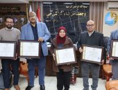 تسليم شهادات 5 محطات مياه شرب وصرف صحى بسوهاج لحصولها على الاعتماد