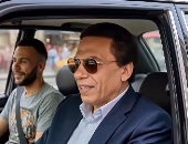 محمد إمام يدمج ذكريات مع والده بفيديو ذكاء اصطناعى ويعلق: رايح بينا على فين