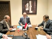 نائب وزير الإسكان يعقد اجتماعا لمتابعة الاحتياجات من الطلمبات لشركات مياه الشرب