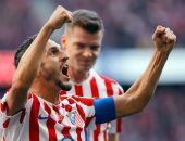 أتلتيكو مدريد ضد فالنسيا.. كوكى يتقدم للروخى بلانكوس فى الشوط الأول