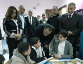 رئيس الوزراء يؤكد دعم الدولة لمختلف المشروعات الثقافية المتنوعة