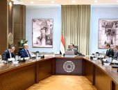 الحكومة تبحث وضع حلول جذرية للمشكلات المالية لـ ماسبيرو والصحف القومية