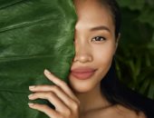 3 وصفات طبيعية لتوحيد لون البشرة والتخلص من البقع الداكنة