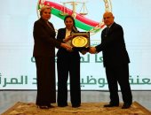 النيابة الإدارية تُكرّم عددًا من القائمين على قضايا مناهضة العنف ضد المرأة.. صور 