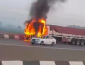 السيطرة على حريق نشب بسيارة نقل ثقيل أعلى الطريق الدائري ببهتيم القليوبية